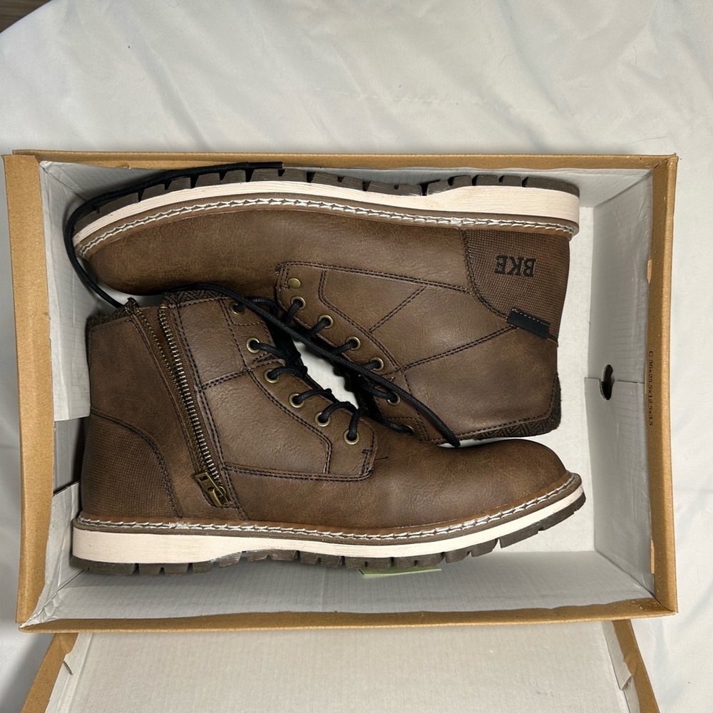 BKE Dark Brown Linwood Boot NIB